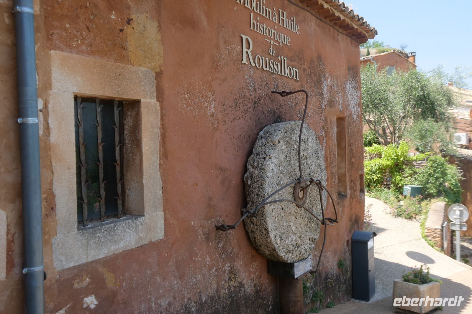 Ölmühle in Roussillon &ndash; &copy; Gina Egenolf (Eberhardt TRAVEL)