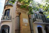 Place du Forum Arles &ndash; &copy; Gina Egenolf (Eberhardt TRAVEL)