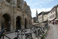 vor der Arena von Arles &ndash; &copy; Gina Egenolf (Eberhardt TRAVEL)
