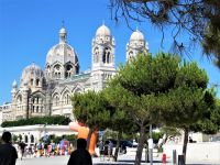 Kathedrale Sainte-Marie-Majeure (Bischofskirche von 1852) &ndash; &copy; Gina Egenolf (Eberhardt TRAVEL)
