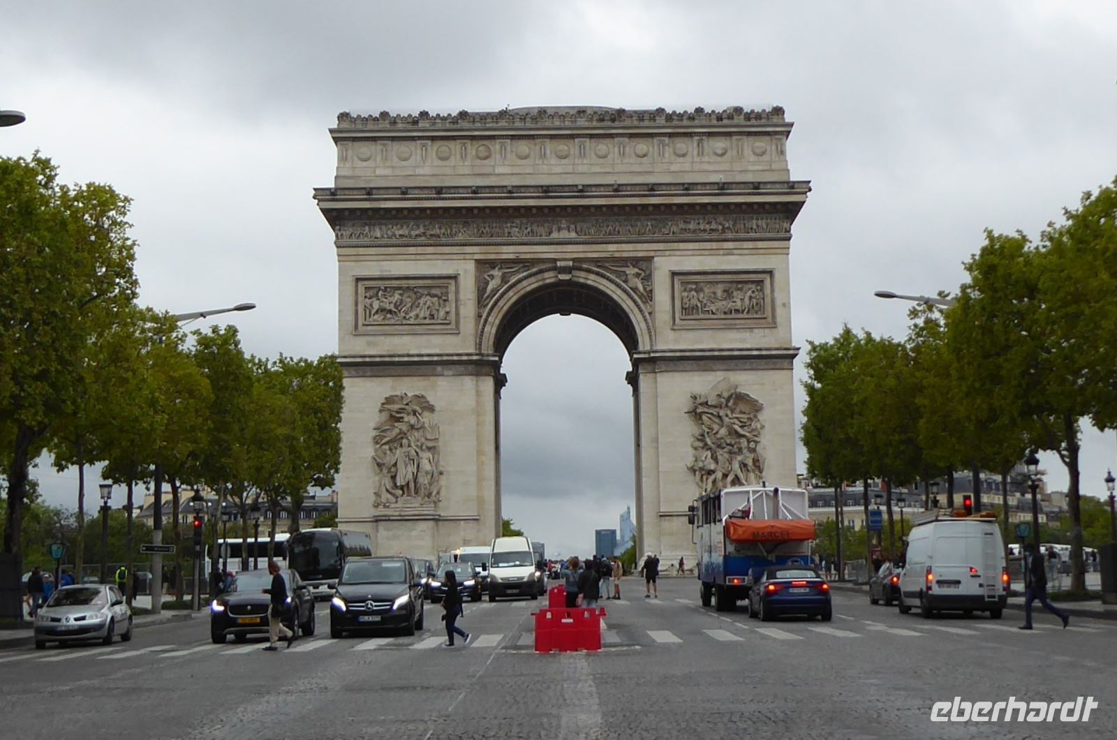 Tag 4 Arc de Triomphe  &ndash; &copy; Gabriele Sauer (Eberhardt TRAVEL)