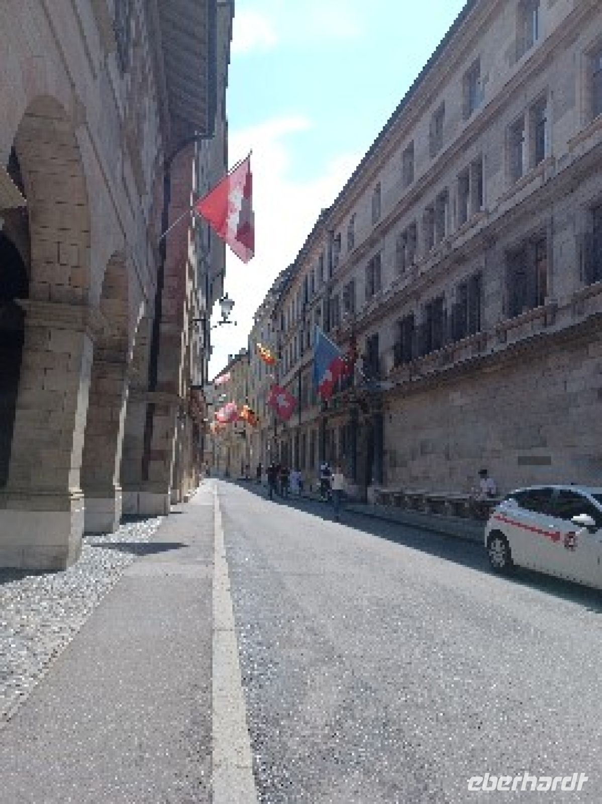 Rathaus u. Verwaltungsstraße &ndash; &copy; Ute Solf (Eberhardt TRAVEL)