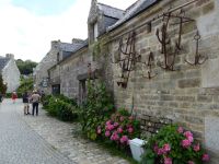 Tag 6 10.08.2023 Entdeckerspaziergang in Locronan &ndash; &copy; Gabriele Sauer (Eberhardt TRAVEL)