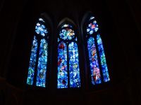 Tag 10 14.08.2023 Stadtrundgang Reims, Kathedrale, Glasfenster von Marc Chagall &ndash; &copy; Gabriele Sauer (Eberhardt TRAVEL)