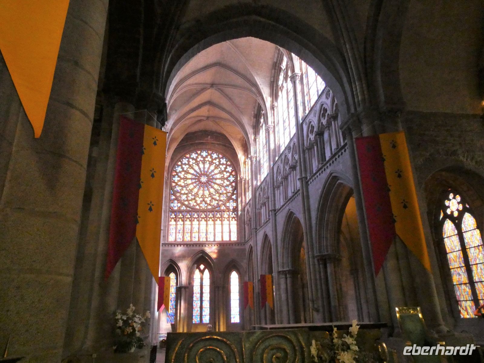 in der Kathedrale von Saint-Vincent &ndash; &copy; Gina Egenolf (Eberhardt TRAVEL)