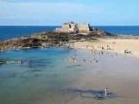 Fort National in St. Malo &ndash; &copy; Gina Egenolf (Eberhardt TRAVEL)