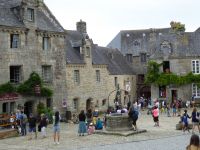 Tag 6 24.08.2023 Entdeckerspaziergang in Locronan  &ndash; &copy; Gabriele Sauer (Eberhardt TRAVEL)