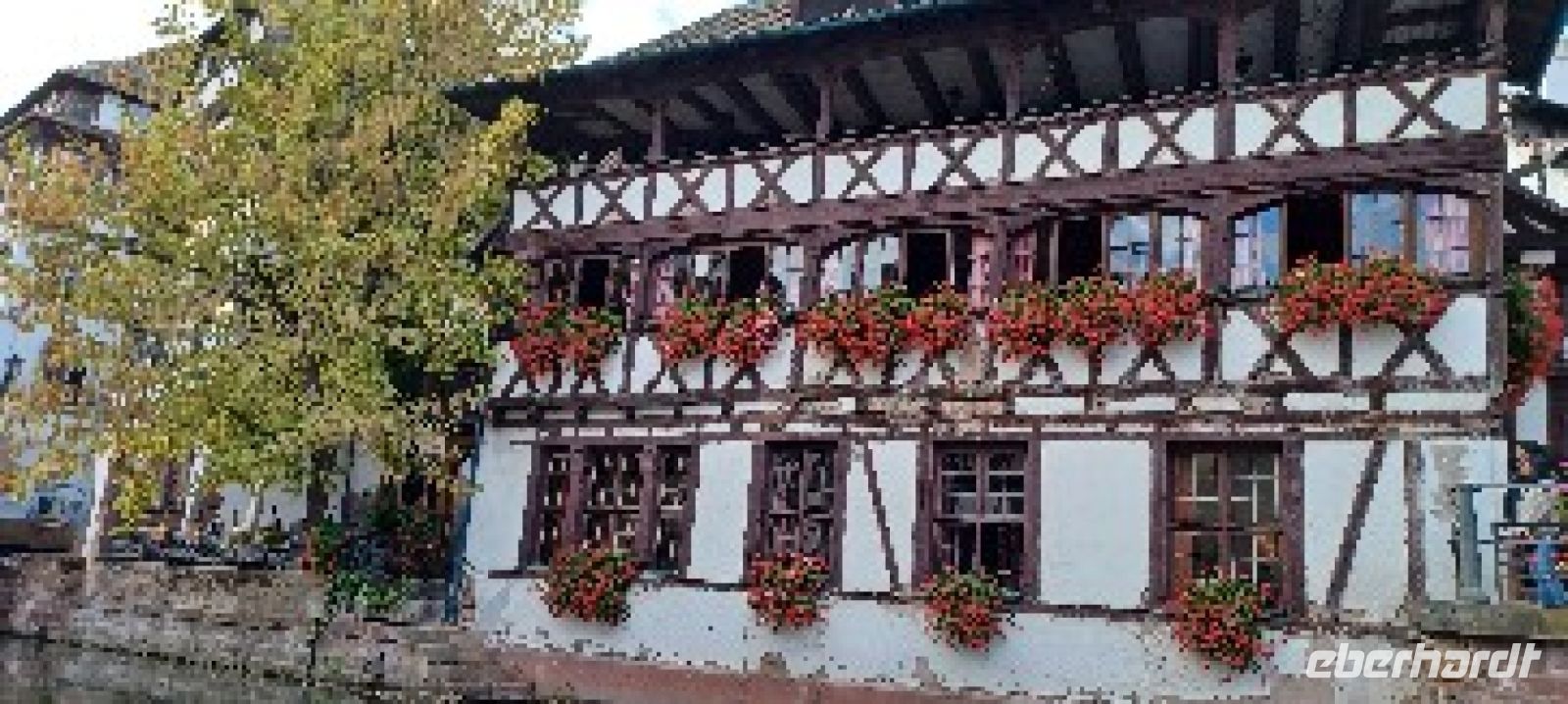 Wohnhaus im alten Stadtkern Straßburg &ndash; &copy; Ute Solf (Eberhardt TRAVEL)