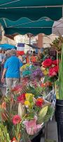 Chalon-sur-Saône-Blumenstand &ndash; &copy; Ute Solf (Eberhardt TRAVEL)