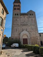 Wehrkirche St. Philibert in Tournus &ndash; &copy; Dr. Michael Krause (Eberhardt TRAVEL)