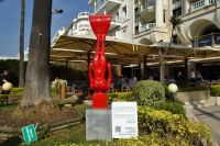 Tag 4 05.10.2023 Cannes, Taucher, Lorenzo Quinn &ndash; &copy; Gabriele Sauer (Eberhardt TRAVEL)