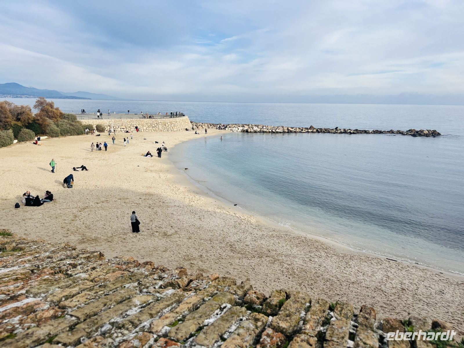 Antibes Strand &ndash; &copy; Vicky Kern (Eberhardt TRAVEL)
