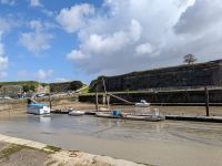 Ebbe im Hafen von Chateau d'Oleron.jpg &ndash; &copy; Dr. Michael Krause (Eberhardt TRAVEL)