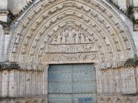 reich verziertes Portal der Kathedrale von Poitiers.jpg &ndash; &copy; Dr. Michael Krause (Eberhardt TRAVEL)