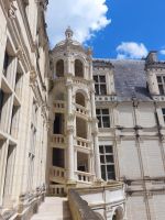 Château Chambord: Im Innenhof &ndash; &copy; Dieter Braune (Eberhardt TRAVEL)