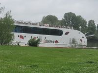 A-ROSA VIVA im Hafen von Les Andeleys &ndash; &copy; Gabriele Stoffele (Eberhardt TRAVEL)