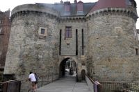 Stadttor in Rennes &ndash; &copy; Gina Egenolf (Eberhardt TRAVEL)