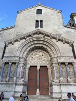 Arles St.Trophime &ndash; &copy; Roswitha Zytowski (Eberhardt TRAVEL)