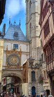 Goldene Uhr in der Stadtmauer &ndash; &copy; Rena Becker (Eberhardt TRAVEL)