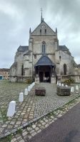 Kirche in Les Andelys  &ndash; &copy; Rena Becker (Eberhardt TRAVEL)