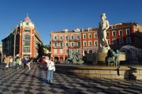Tag 1 10.10.2024 Stadtrundgang Nizza, Apollo Statue &ndash; &copy; Gabriele Sauer (Eberhardt TRAVEL)