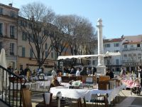 Flohmarkt in Antibes  &ndash; &copy; Gina Egenolf (Eberhardt TRAVEL)