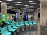 RER La Défense &ndash; &copy; G. Adamietz (Eberhardt TRAVEL)