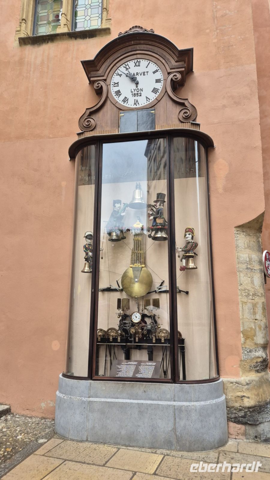 Lyon: Charvet Uhr &ndash; &copy; Sinah Witzig (Eberhardt TRAVEL)
