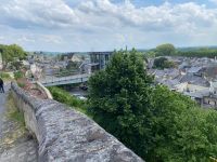 Radreise Loire vom 3.-11.5.25: In Chinon oben mit Hilfe des Aufzuges &ndash; &copy; Ekkehard Villing (Eberhardt TRAVEL)