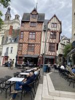 Radreise Loire vom 3.-11.5.25: Am Place St.Pierre in Saumur &ndash; &copy; Ekkehard Villing (Eberhardt TRAVEL)
