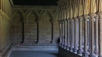 Mont-Saint-Michel, Kreuzgang &ndash; &copy; Beate Schroedter (Eberhardt TRAVEL)