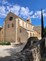 Senanque  &ndash; &copy; Wolfgang Kowalewski (Eberhardt TRAVEL)