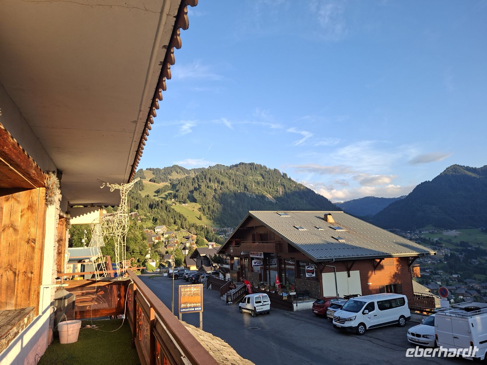 Châtel-Zimmerausblick &ndash; &copy; Ute Solf (Eberhardt TRAVEL)
