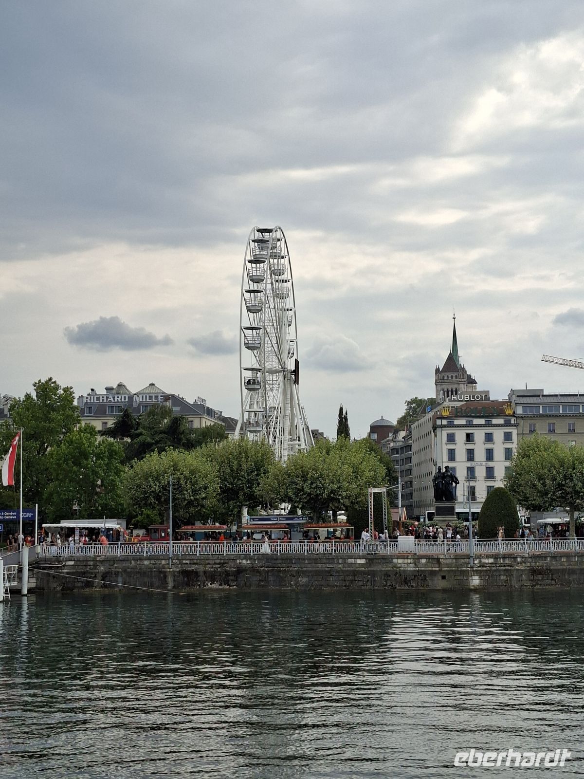 Genf-Riesenrad im Englischen Garten &ndash; &copy; Ute Solf (Eberhardt TRAVEL)