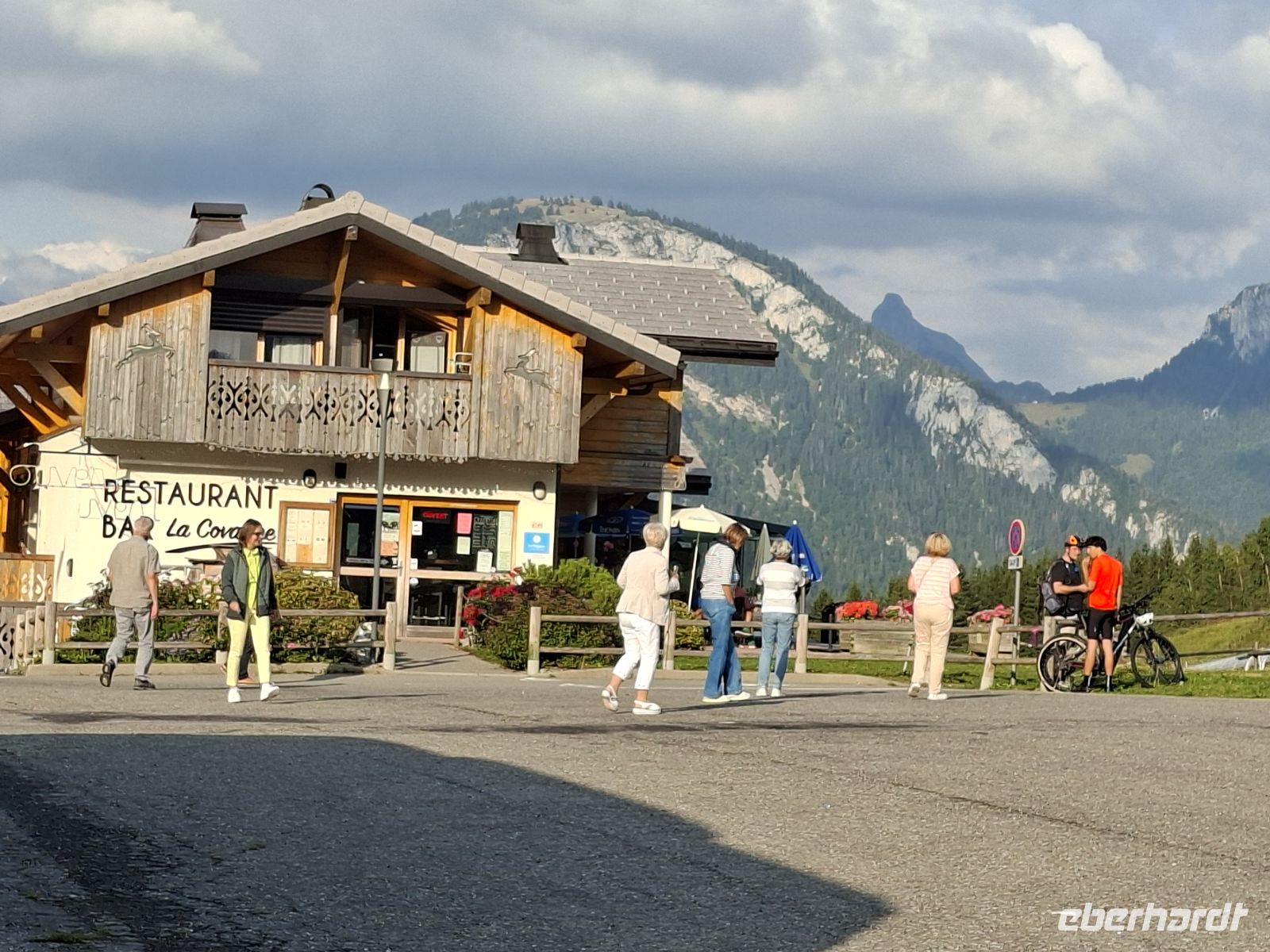 Weitblick am Pass &ndash; &copy; Ute Solf (Eberhardt TRAVEL)