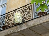 Notar am Cour Mirabeau in Aix-en-Provence  &ndash; &copy; Gina Egenolf (Eberhardt TRAVEL)