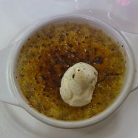 Crème brûlée &ndash; &copy; G. Adamietz (Eberhardt TRAVEL)