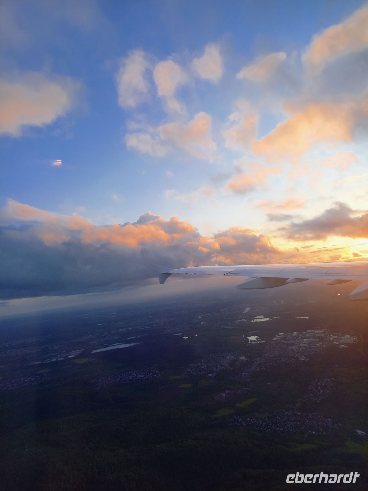 Rückflug &ndash; &copy; Franciska Bauer (Eberhardt TRAVEL)