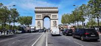 L'Arc-de-Triomphe am Champs-Élysées Paris  &ndash; &copy; Gina Egenolf (Eberhardt TRAVEL)
