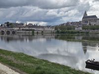 2026-05_Loire_Rad: Blois - Stadtansicht &ndash; &copy; Dieter Braune (Eberhardt TRAVEL)