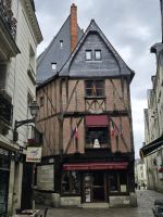 2026-05_Loire_Rad: Tours - Place Plumerau &ndash; &copy; Dieter Braune (Eberhardt TRAVEL)