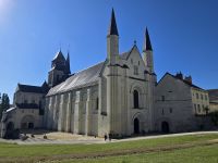 2026-05_Loire_Rad: Abbaye-Fontevraud