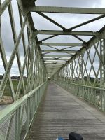 2026-05_Loire_Rad: Sully-sur-Loire - Radbrücke &ndash; &copy; Dieter Braune (Eberhardt TRAVEL)
