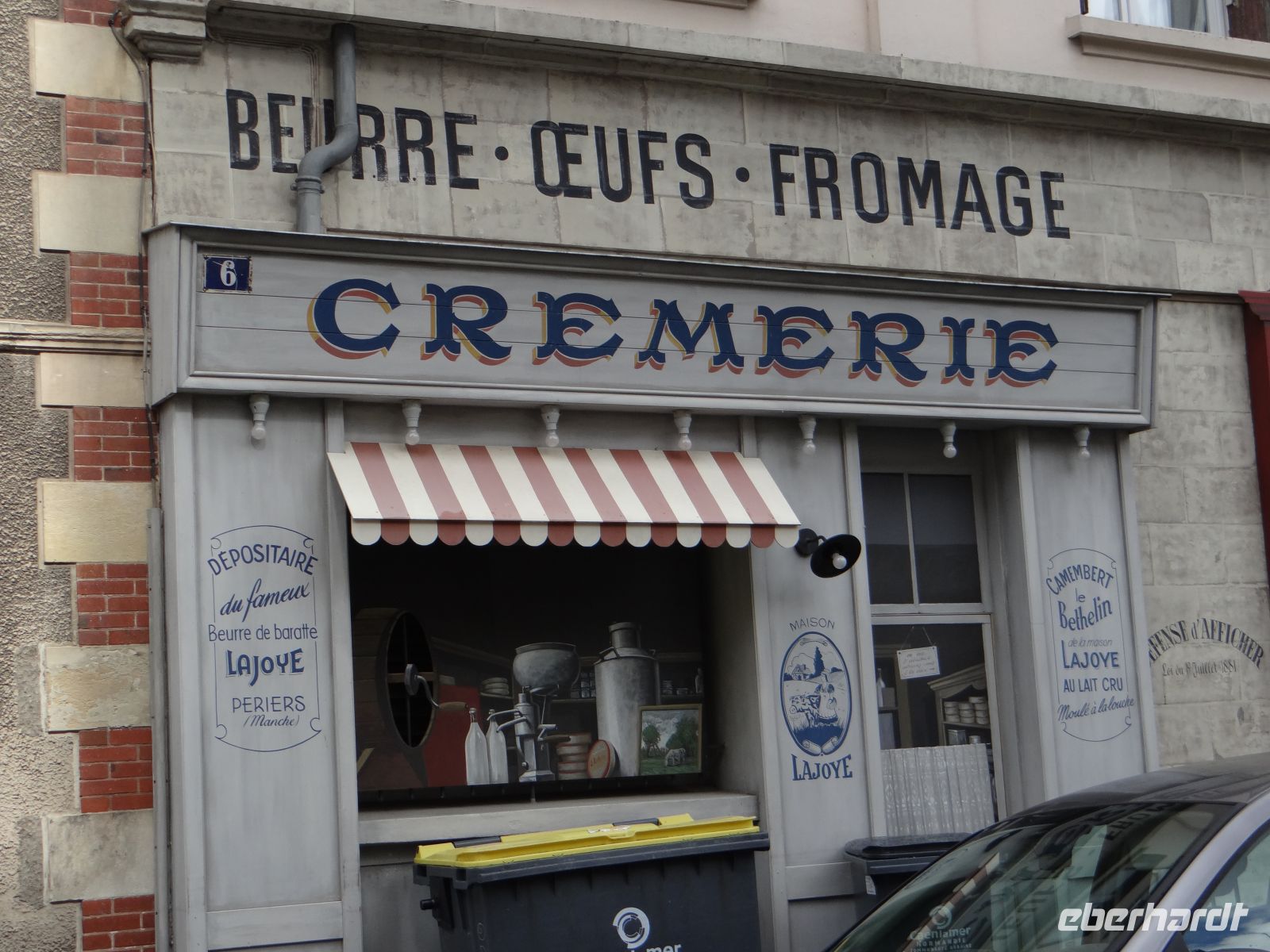 Caen, sieht echt aus, doch das Schaufenster ist gemalt. &ndash; &copy; Vivian Kreft (Eberhardt TRAVEL)