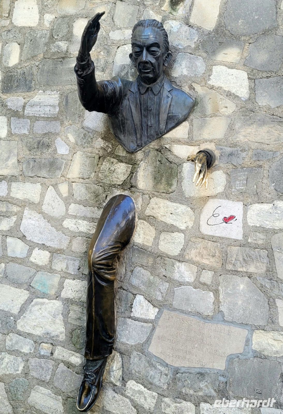 20260526 Montmartre Marcel Ayme als Passe Muraille &ndash; &copy; Antje Kahnt (Eberhardt TRAVEL)