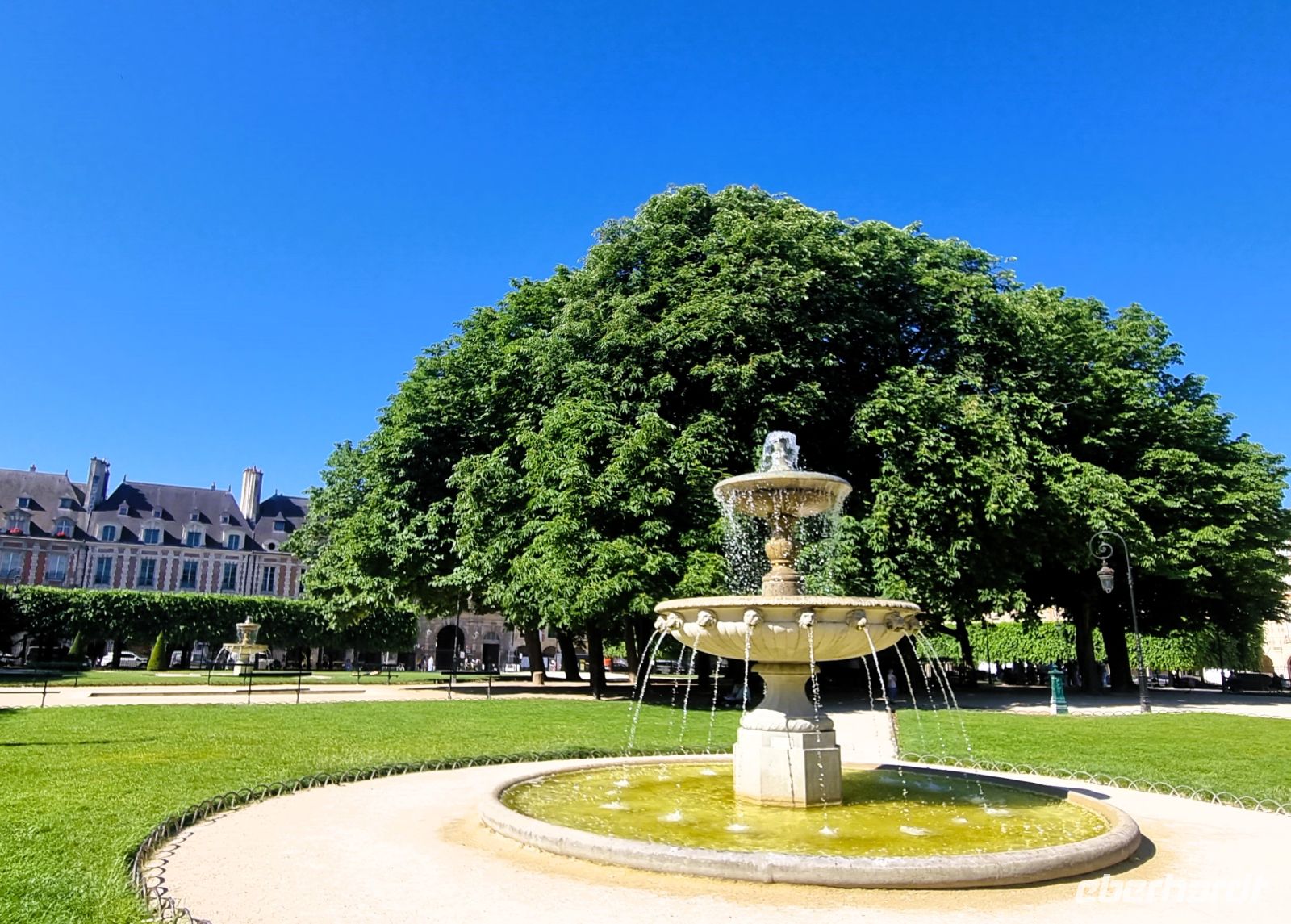 20260527 Place des Vosges &ndash; &copy; Antje Kahnt (Eberhardt TRAVEL)