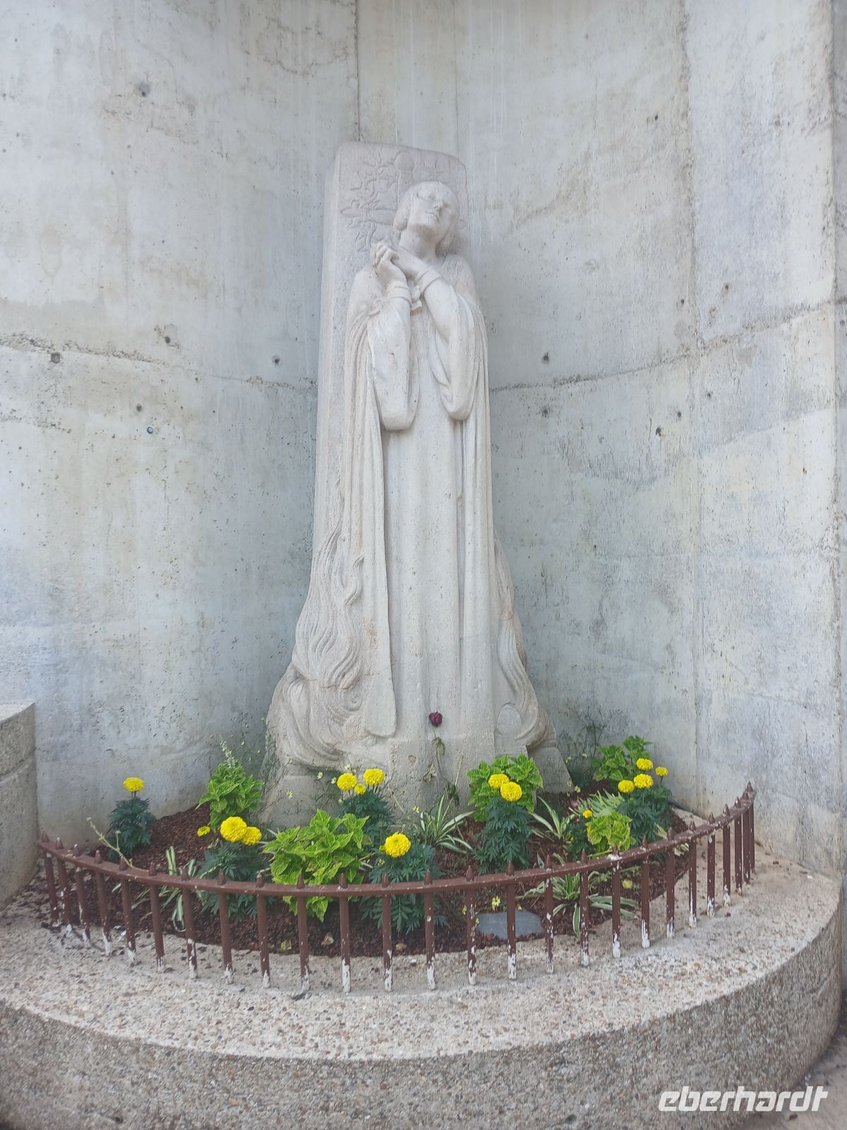 Denkmal Jeanne d'Arc in Rouen &ndash; &copy; Gabriele Stoffele (Eberhardt TRAVEL)