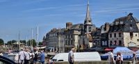 Blick von der anderen Seite auf alten Hafen Honfleur  &ndash; &copy; Gina Egenolf (Eberhardt TRAVEL)