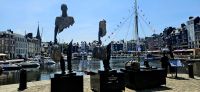 Kunst von heute am Hafen von Honfleur 