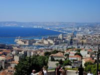 Blick auf die Bucht von Marseille  &ndash; &copy; Gina Egenolf (Eberhardt TRAVEL)